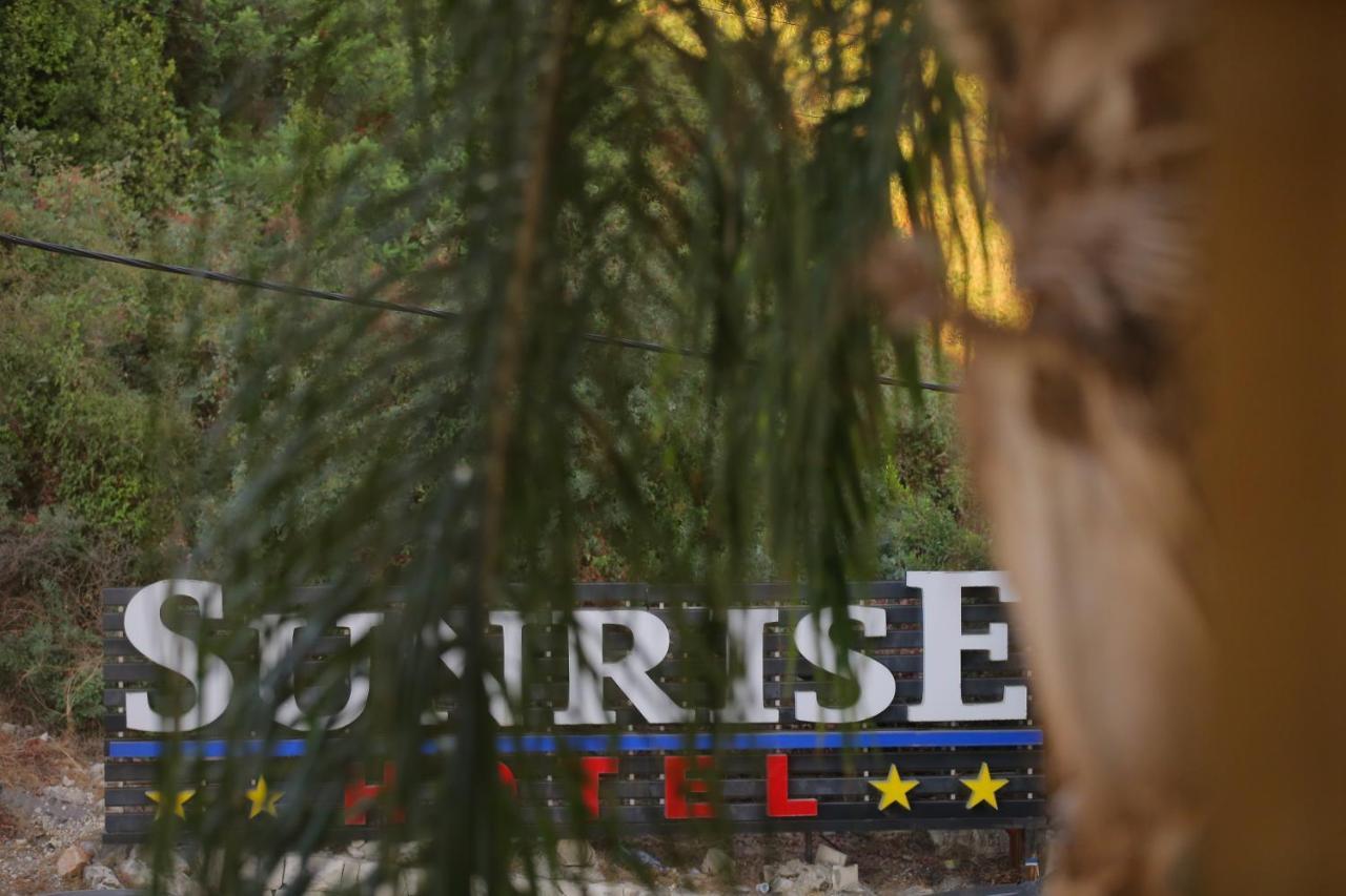 Sunrise Hotel Jounieh Exterior photo