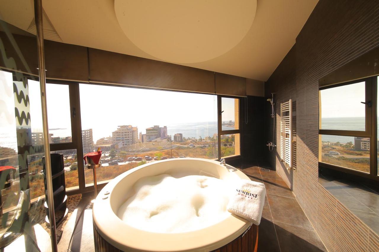 Sunrise Hotel Jounieh Exterior photo